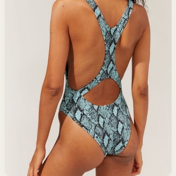 Solid & Striped The Blair snake print Jacquard Swimsuit - Picture 3 of 6